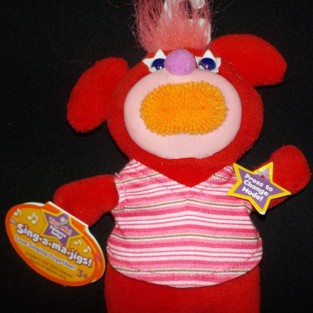 RED SING-A-JIG MATTEL V6419 BRAND NEW WITH TAGS